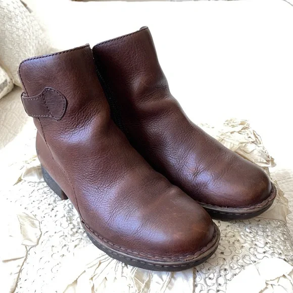Born Brown Leather Ankle Boots Zip Up Sides Size 8 - Picture 3 of 16